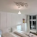 Traditional Old Town In Perfect Location Lejlighed *