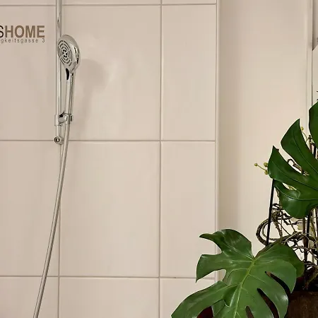 Traditional Old Town In Perfect Location Appartement *