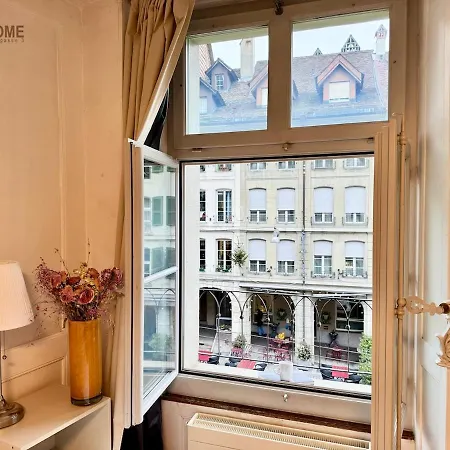 Traditional Old Town In Perfect Location Berne