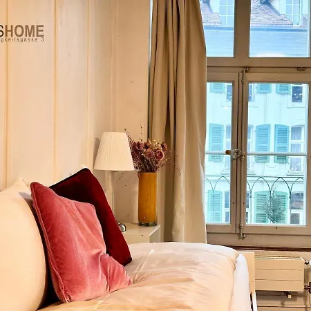 Апартаменты Traditional Old Town In Perfect Location
