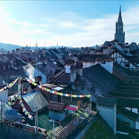 Traditional Old Town In Perfect Location Апартаменты Берн
