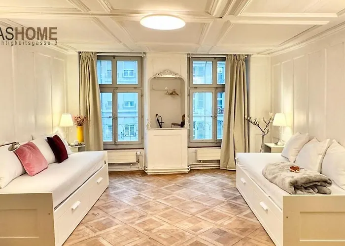 Traditional Old Town In Perfect Location Apartman